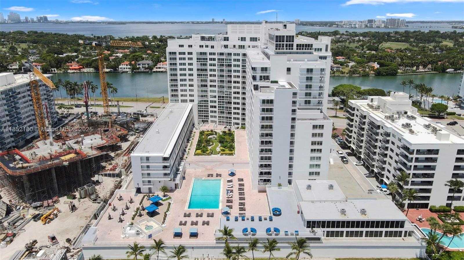 Small Image of 5401 COLLINS AVE #511, Miami Beach Number 32