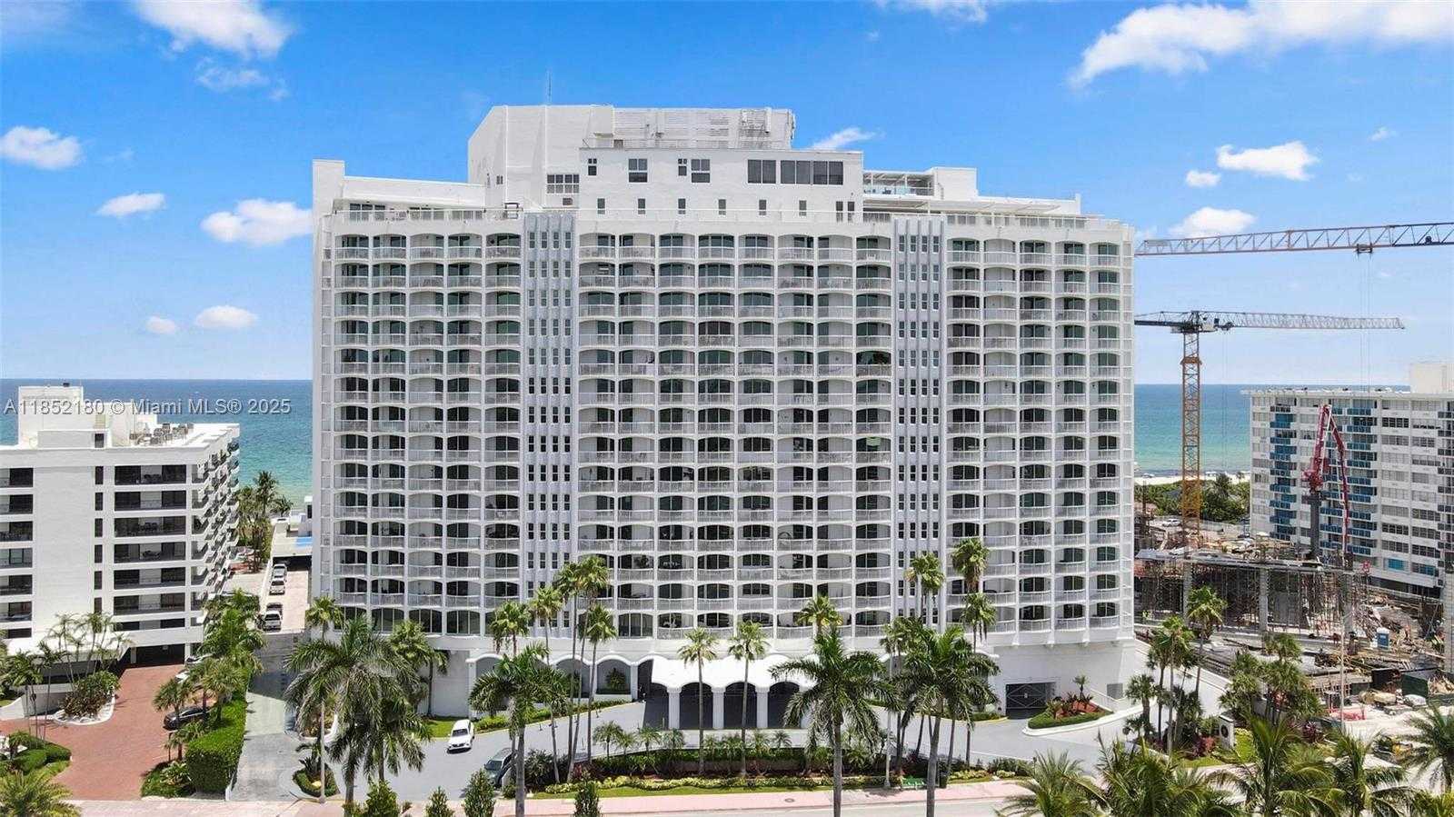 Small Image of 5401 COLLINS AVE #511, Miami Beach Number 37