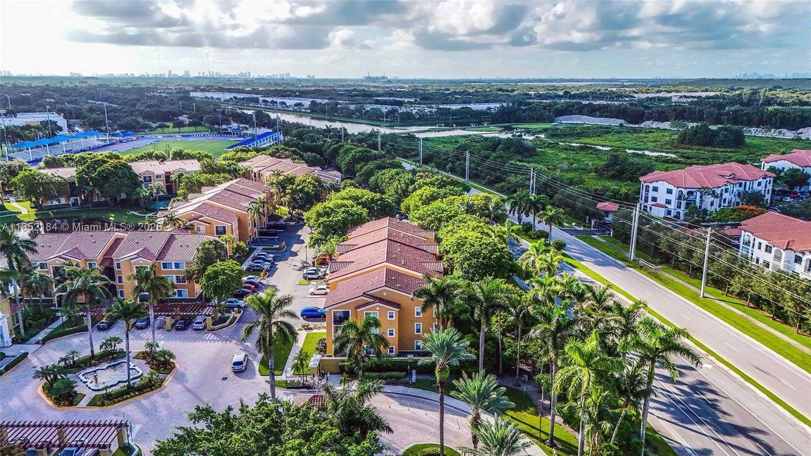 Small Image of 2440 EAST PRESERVE WAY #208, Miramar Number 9