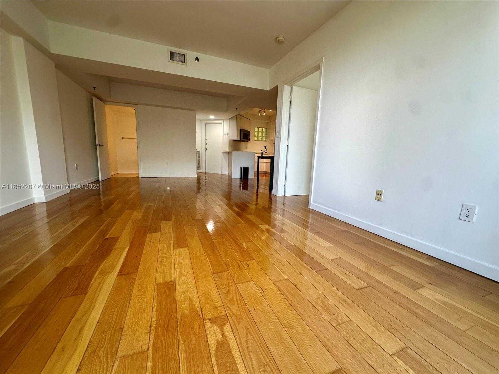Small Image of 9156 COLLINS AVE #202, Surfside Number 2