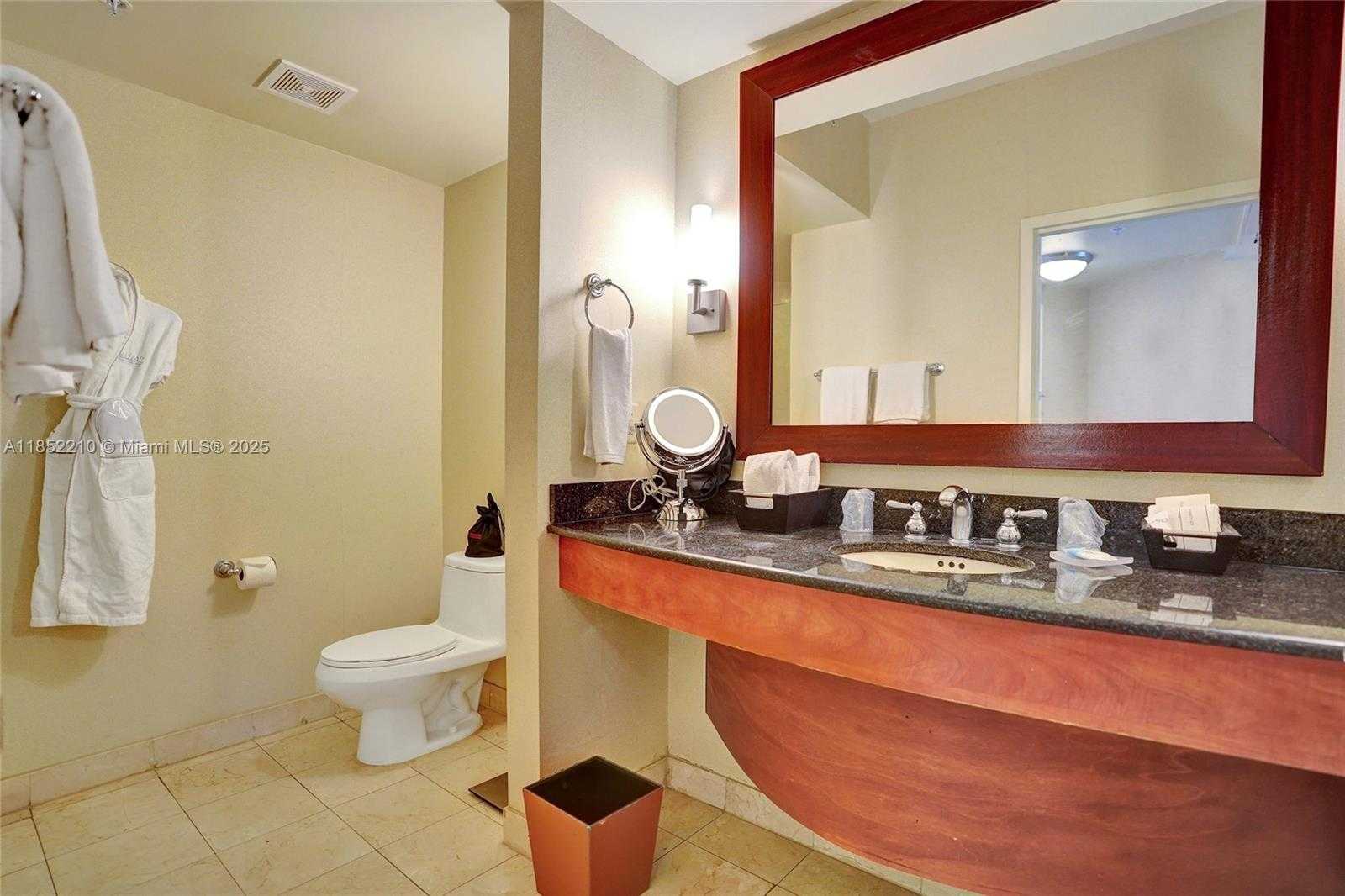 Small Image of 18001 COLLINS AVE #2308, Sunny Isles Beach Number 27