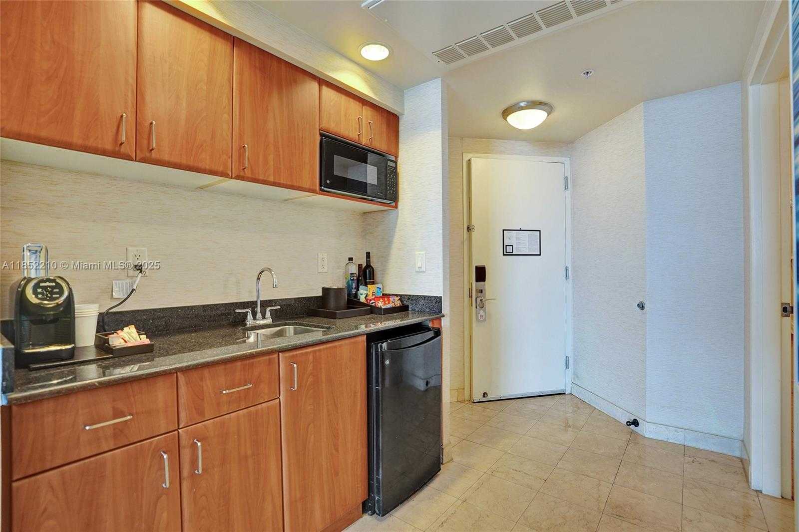 Small Image of 18001 COLLINS AVE #2308, Sunny Isles Beach Number 9