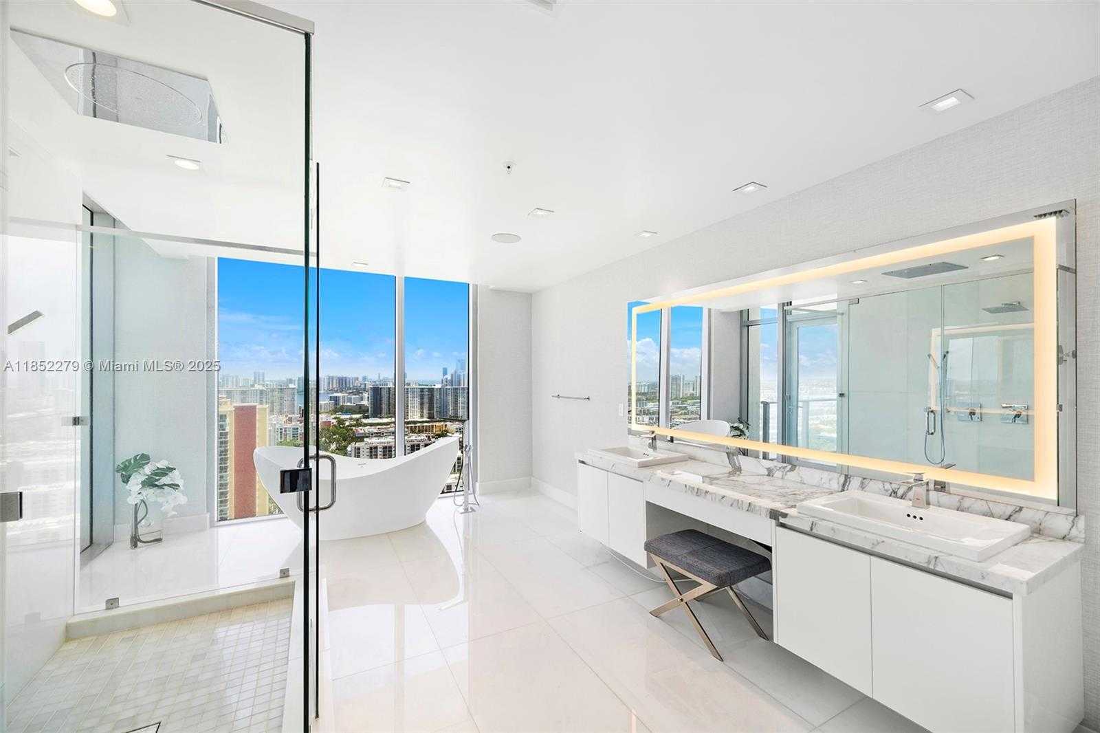 Small Image of 330 SUNNY ISLES BLVD #5-PH01, Sunny Isles Beach Number 25