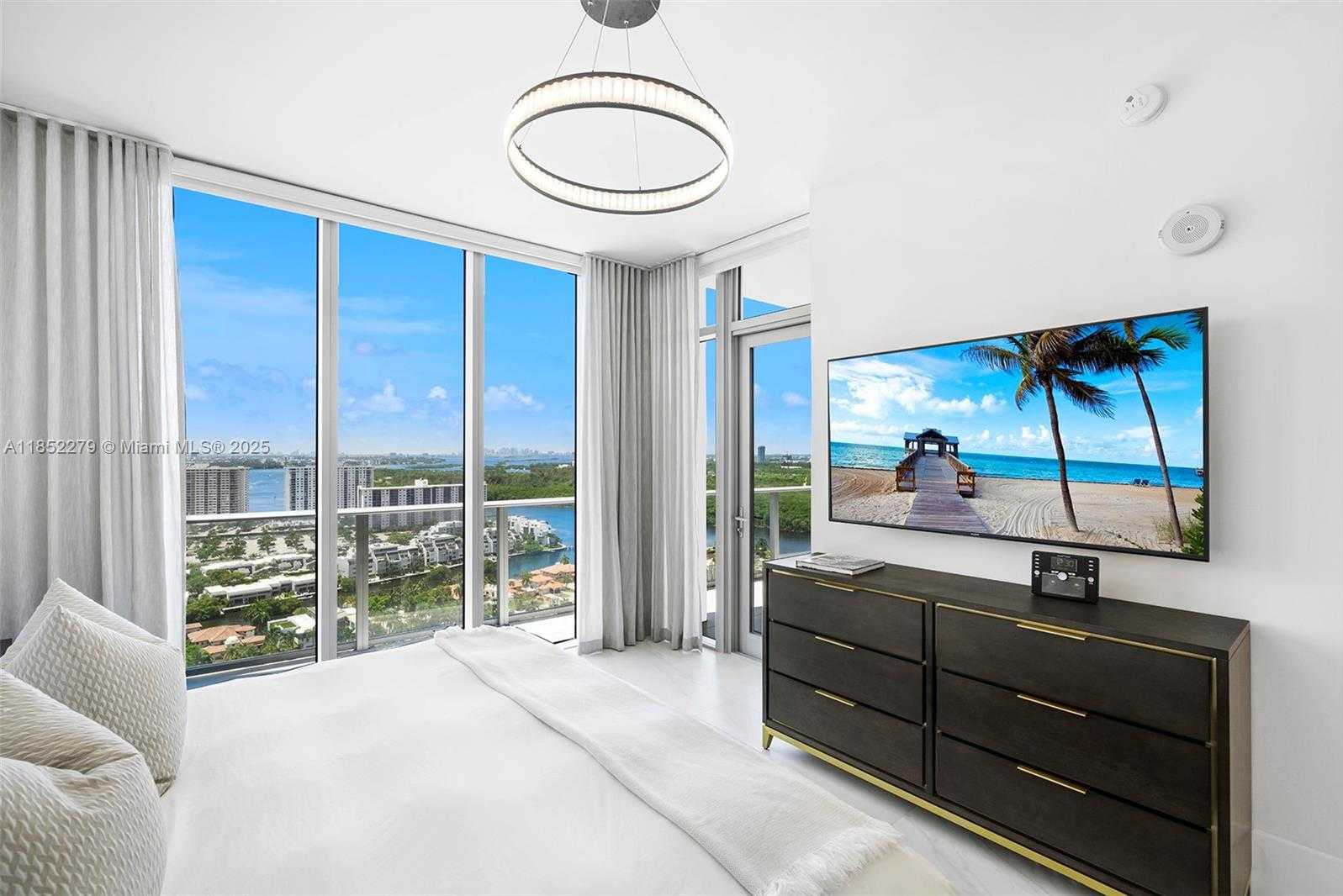 Small Image of 330 SUNNY ISLES BLVD #5-PH01, Sunny Isles Beach Number 36