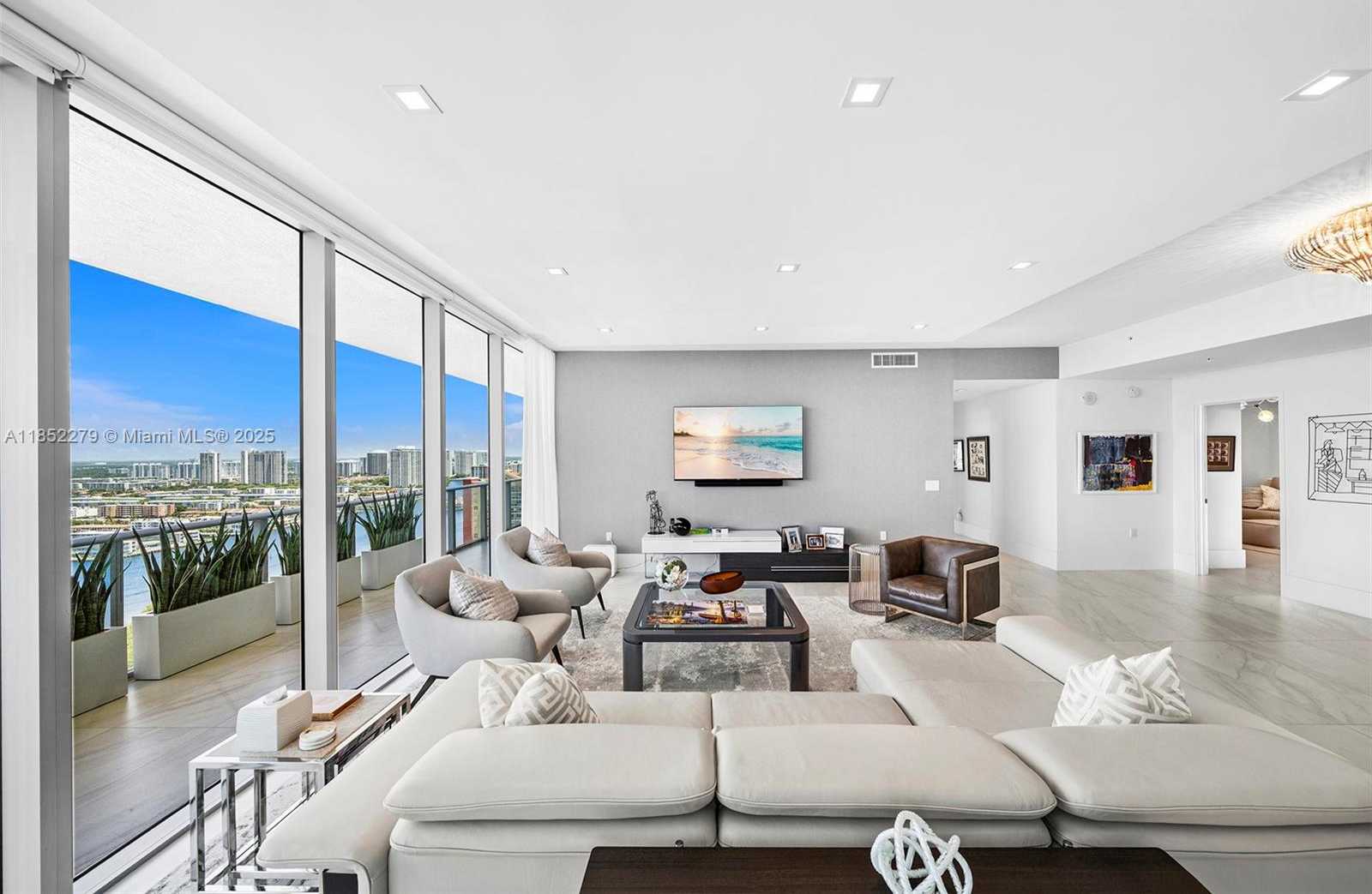 Small Image of 330 SUNNY ISLES BLVD #5-PH01, Sunny Isles Beach Number 7