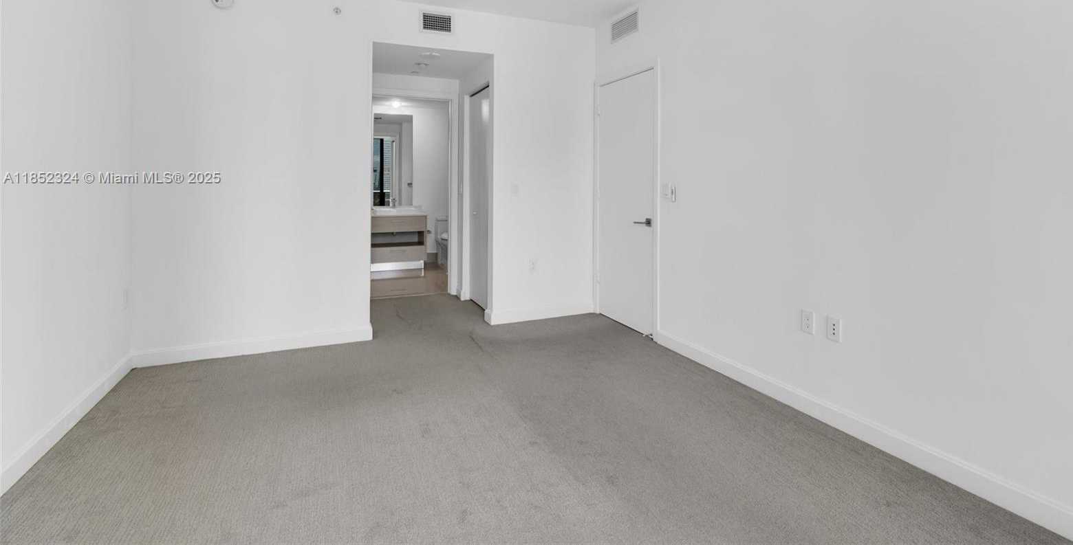 Small Image of 45 SOUTH WEST 9TH ST #2204, Miami Number 18