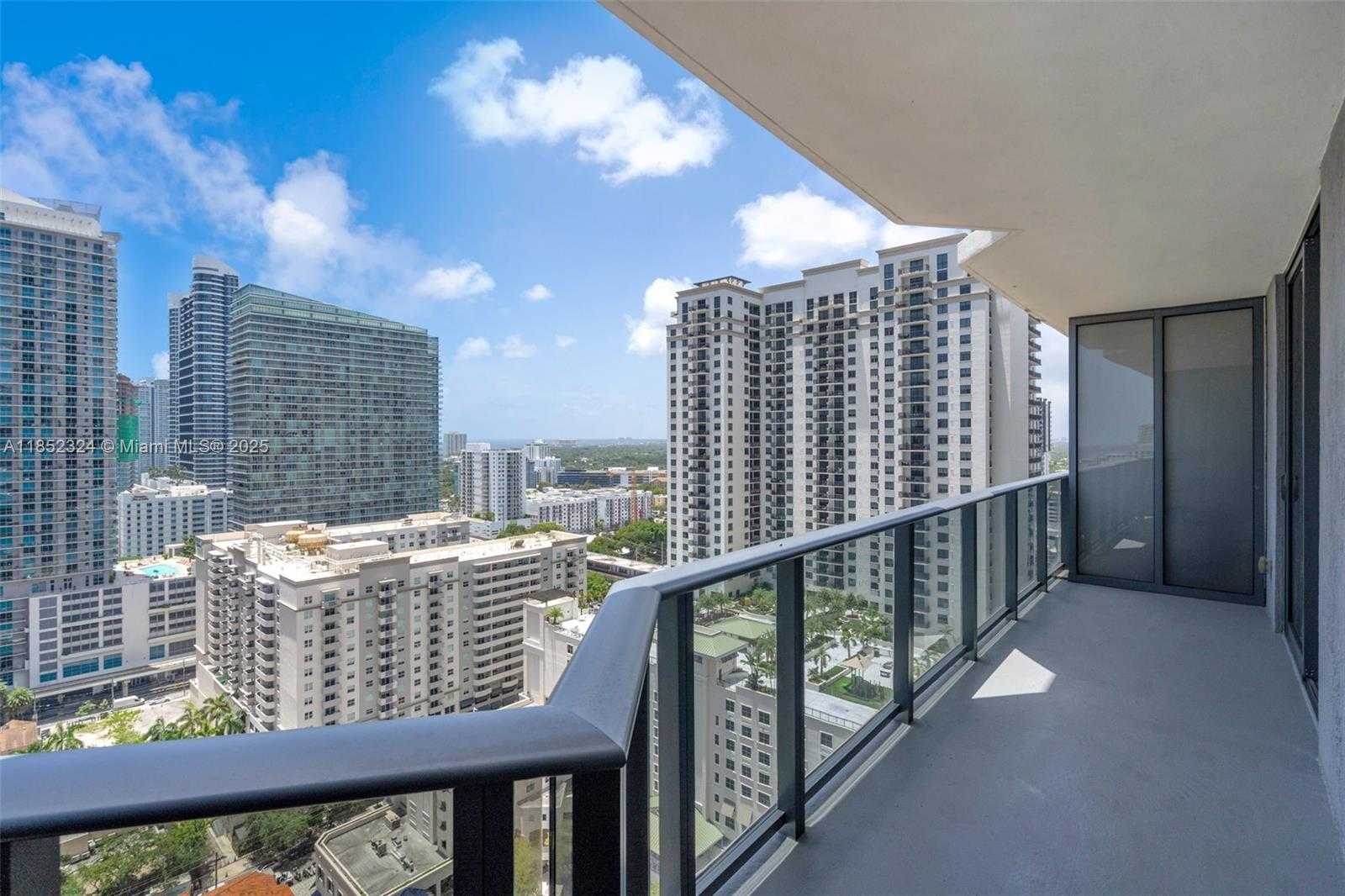 Small Image of 45 SOUTH WEST 9TH ST #2204, Miami Number 26