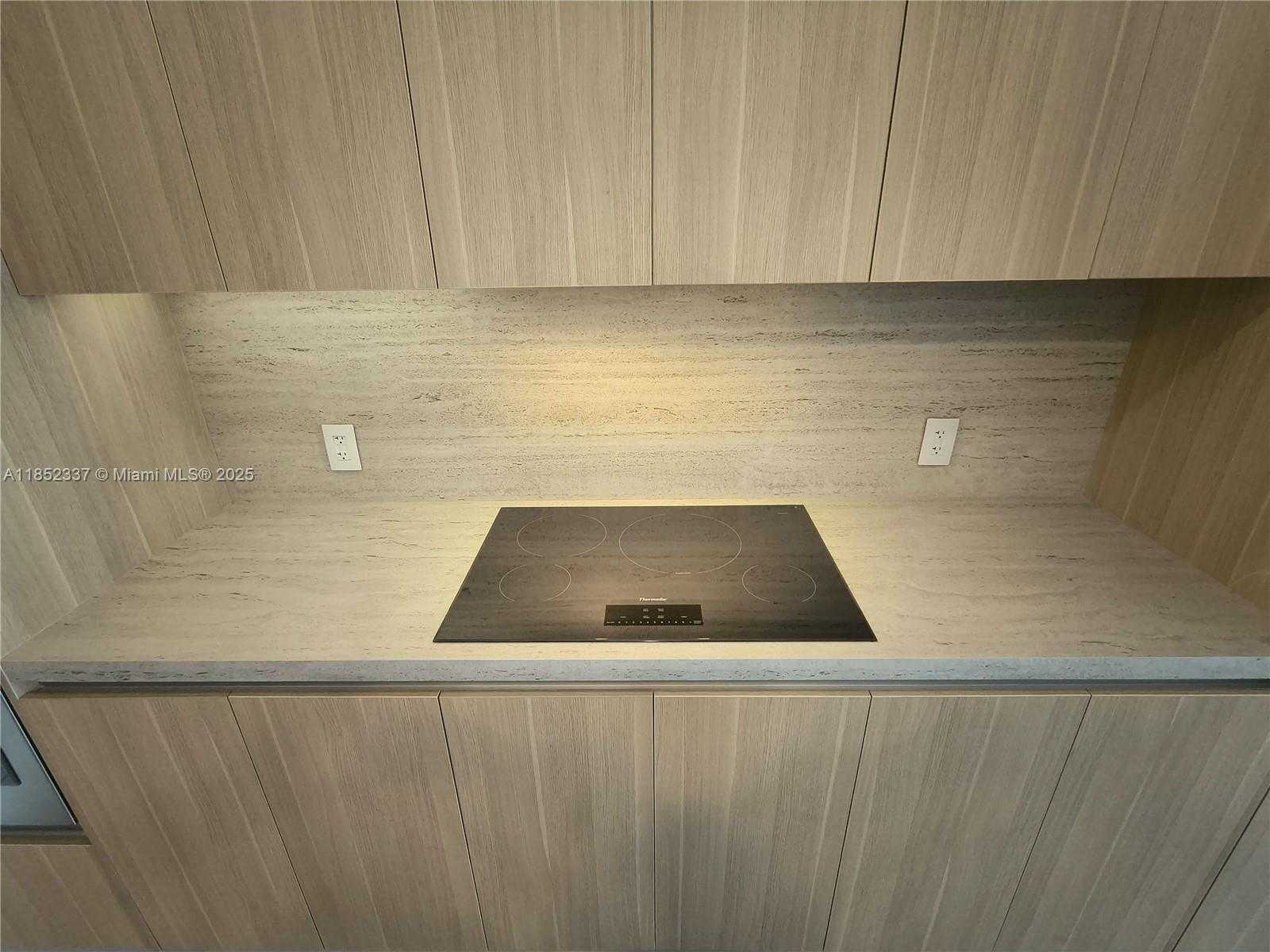 Small Image of 700 NORTH EAST 24 STREET #1502, Miami Number 12