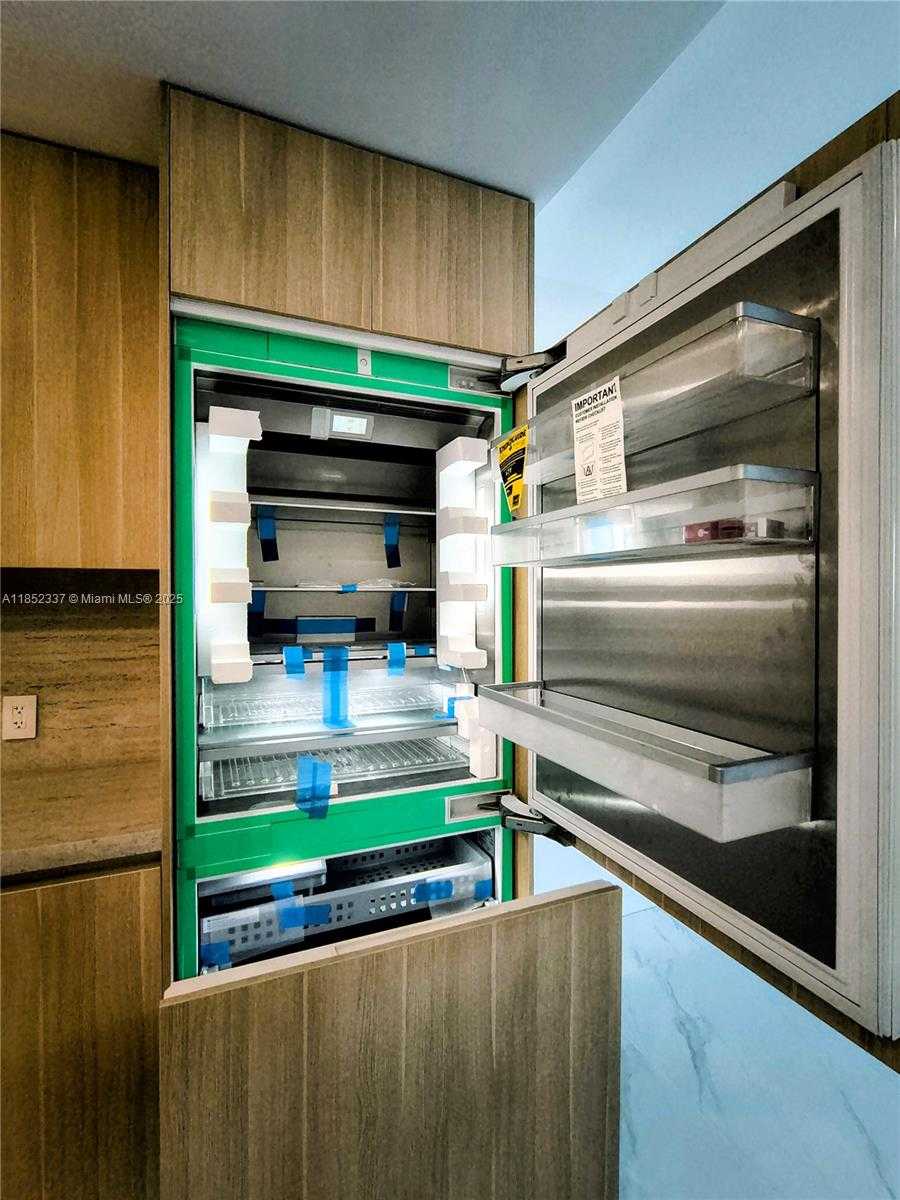 Small Image of 700 NORTH EAST 24 STREET #1502, Miami Number 14