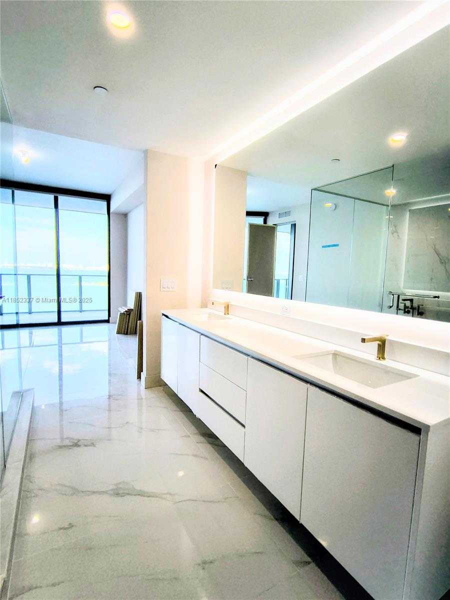 Small Image of 700 NORTH EAST 24 STREET #1502, Miami Number 29