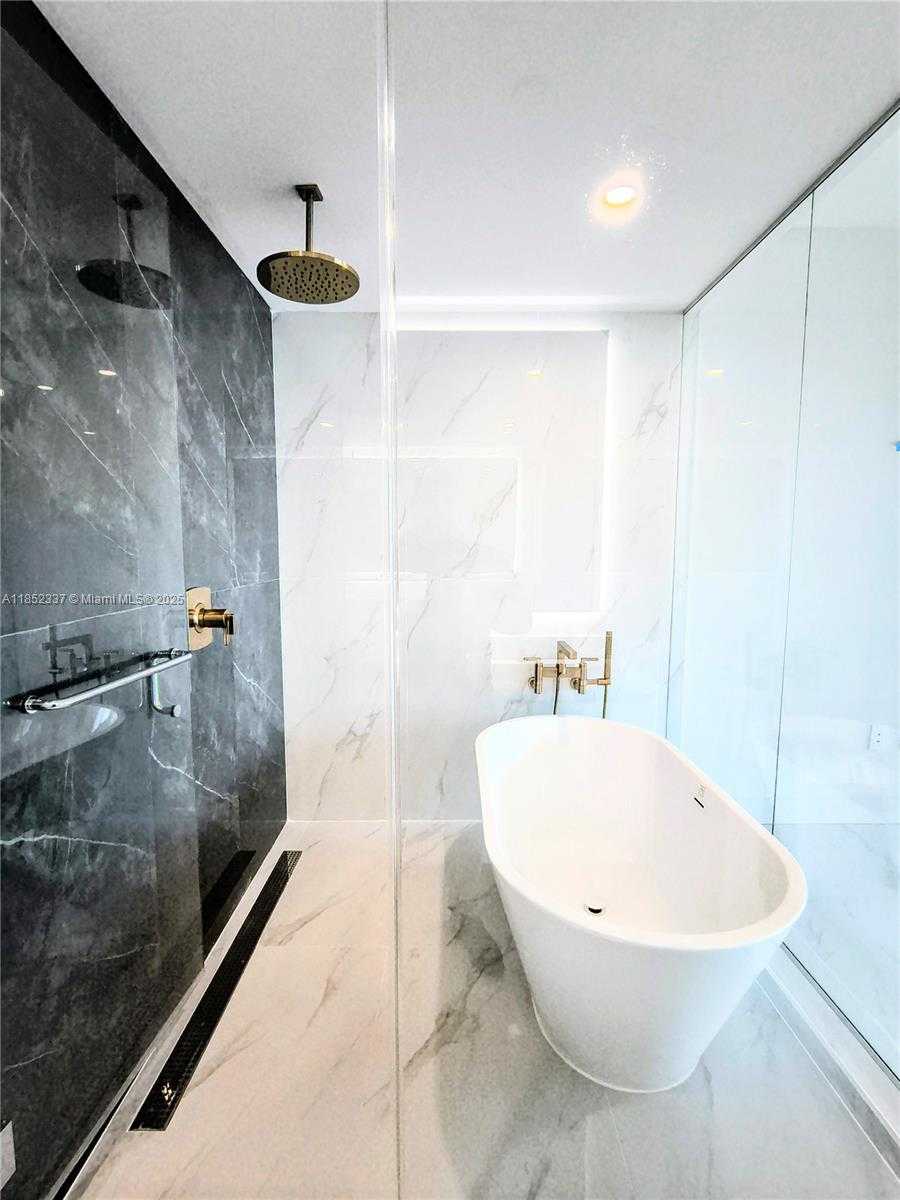 Small Image of 700 NORTH EAST 24 STREET #1502, Miami Number 34