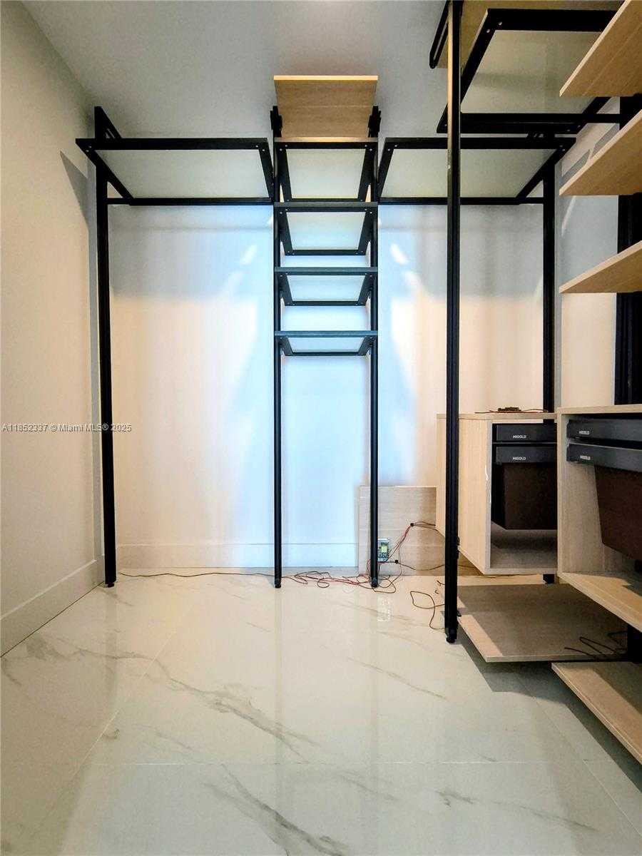 Small Image of 700 NORTH EAST 24 STREET #1502, Miami Number 37