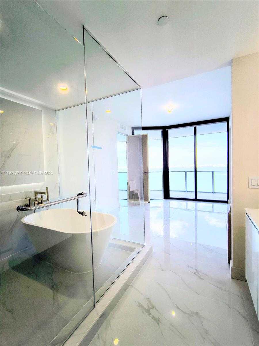 Small Image of 700 NORTH EAST 24 STREET #1502, Miami Number 41