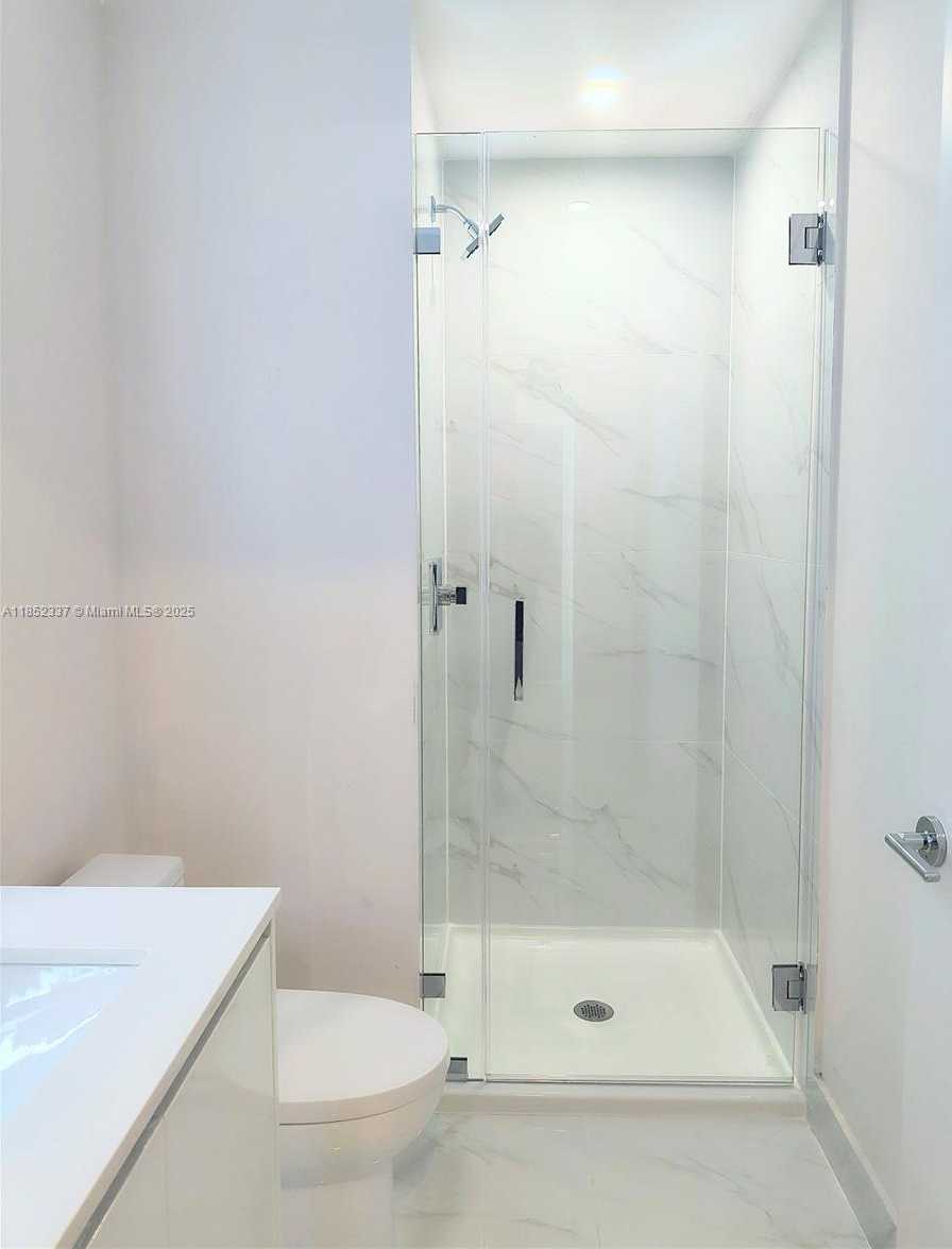 Small Image of 700 NORTH EAST 24 STREET #1502, Miami Number 46