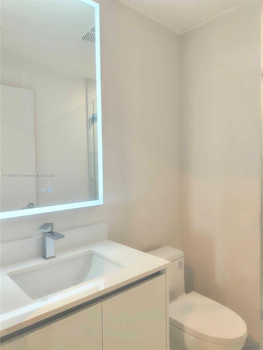 Small Image of 700 NORTH EAST 24 STREET #1502, Miami Number 47