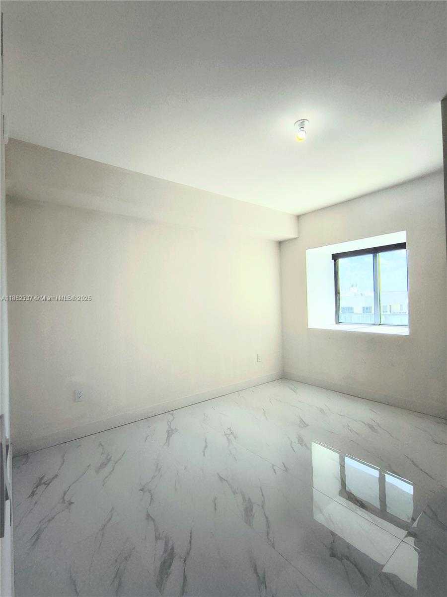 Small Image of 700 NORTH EAST 24 STREET #1502, Miami Number 50