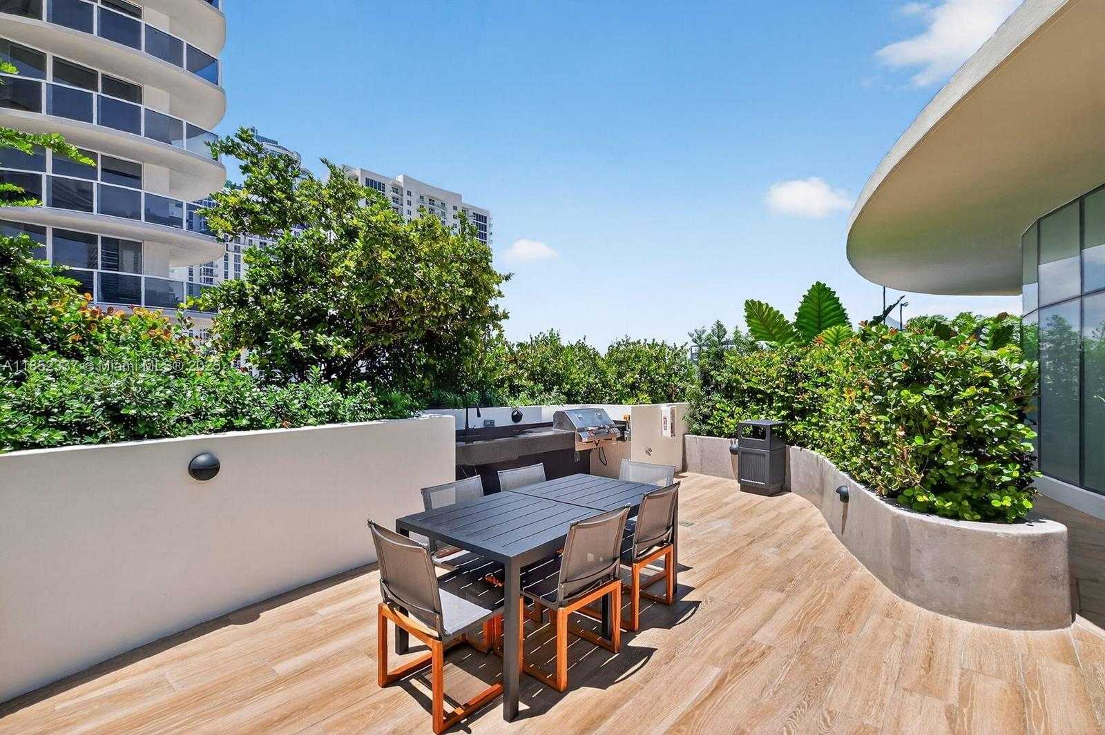 Small Image of 700 NORTH EAST 24 STREET #1502, Miami Number 79