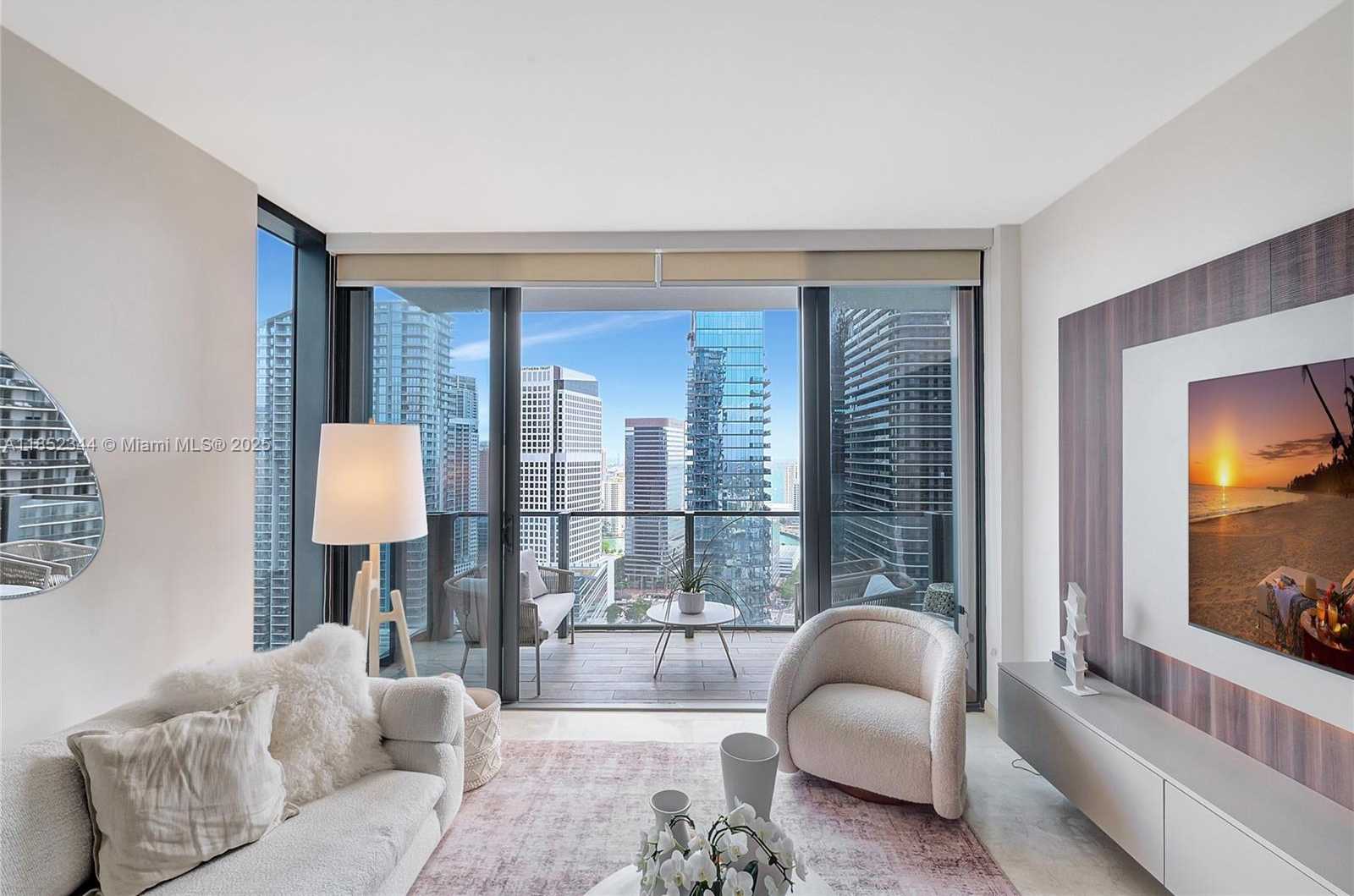 Small Image of 88 SOUTH WEST 7TH ST #3003, Miami Number 13