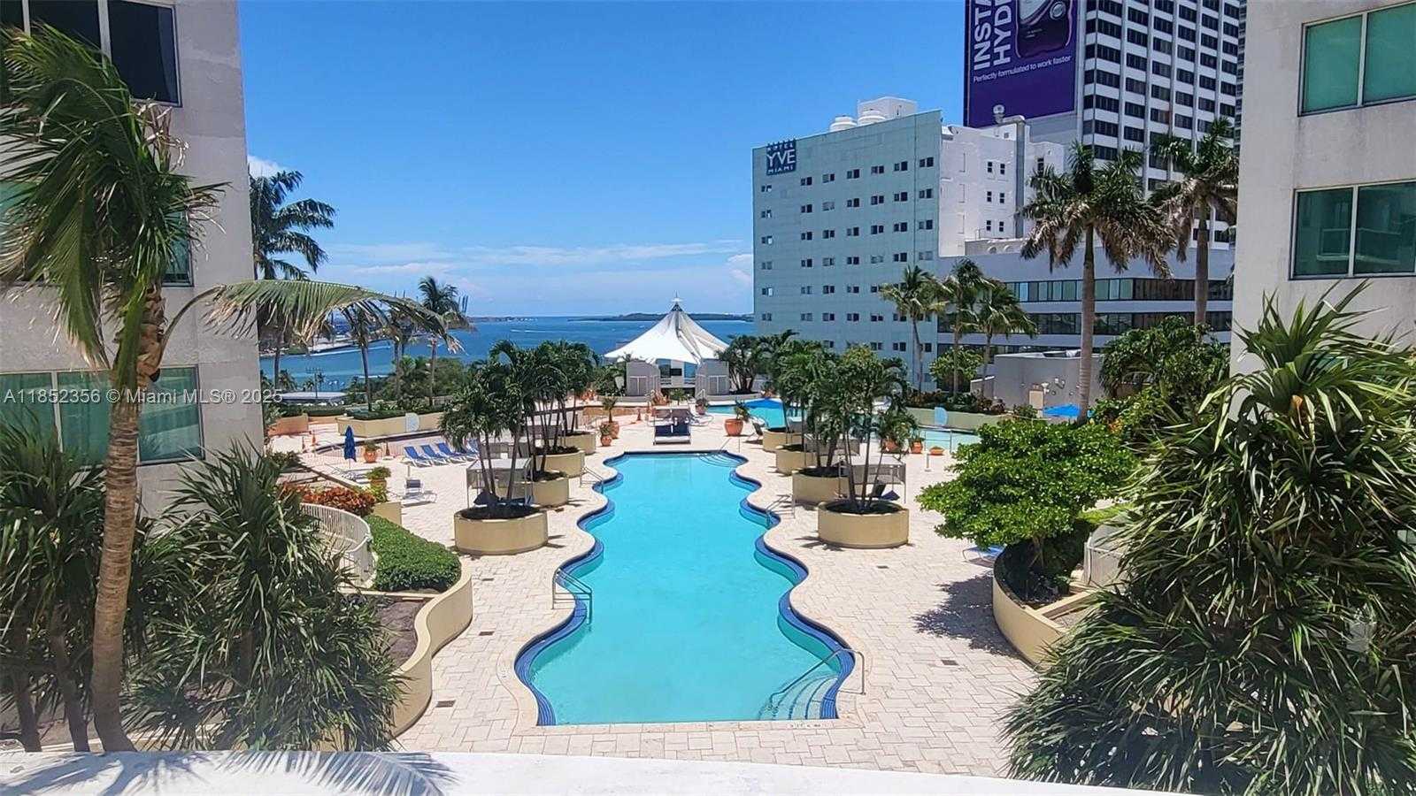 Small Image of Miami Number 21