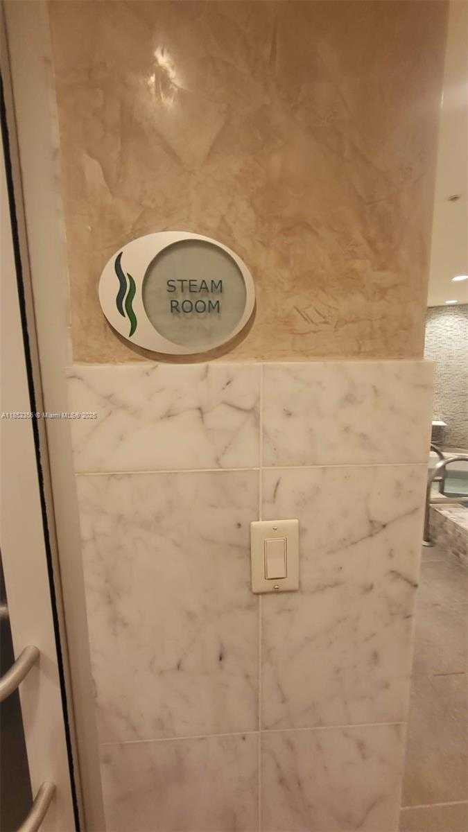 Small Image of Miami Number 27