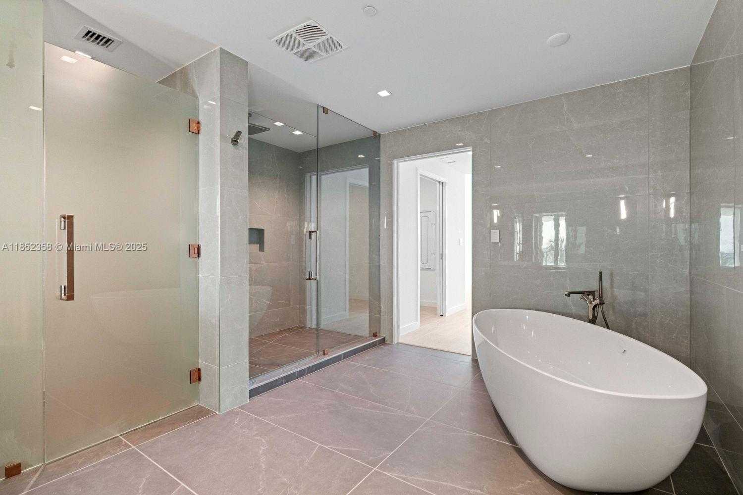 Small Image of 1116 NORTH OCEAN BLVD #304, Pompano Beach Number 16