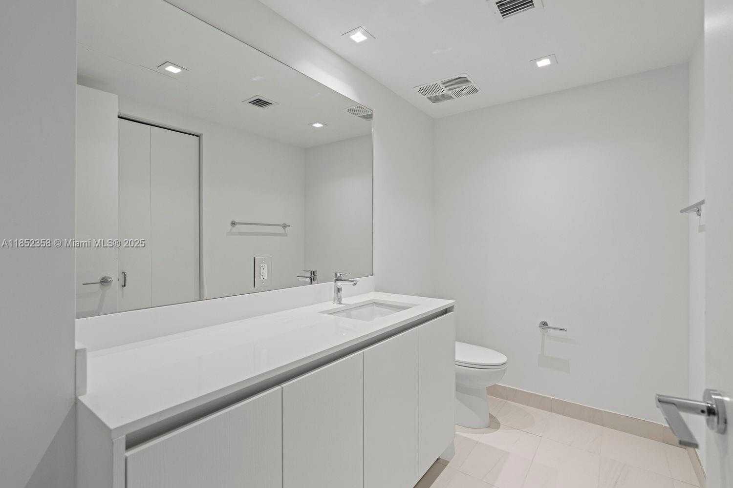 Small Image of 1116 NORTH OCEAN BLVD #304, Pompano Beach Number 25