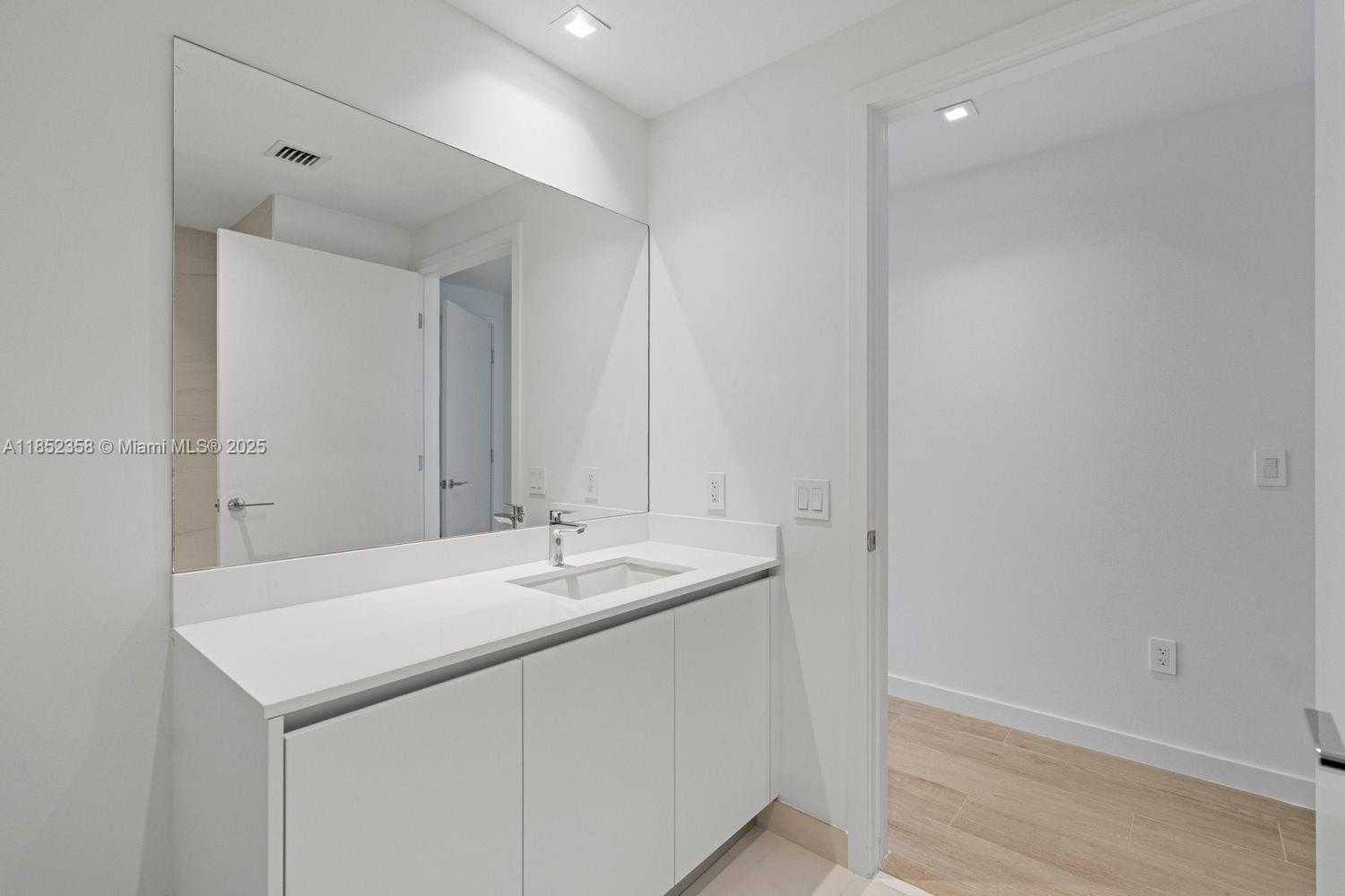 Small Image of 1116 NORTH OCEAN BLVD #304, Pompano Beach Number 40