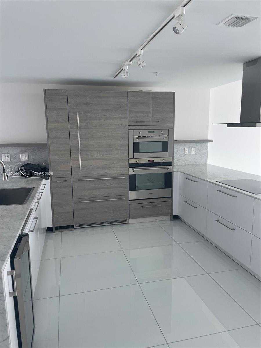 Small Image of 400 SUNNY ISLES BLVD #2004, Sunny Isles Beach Number 10
