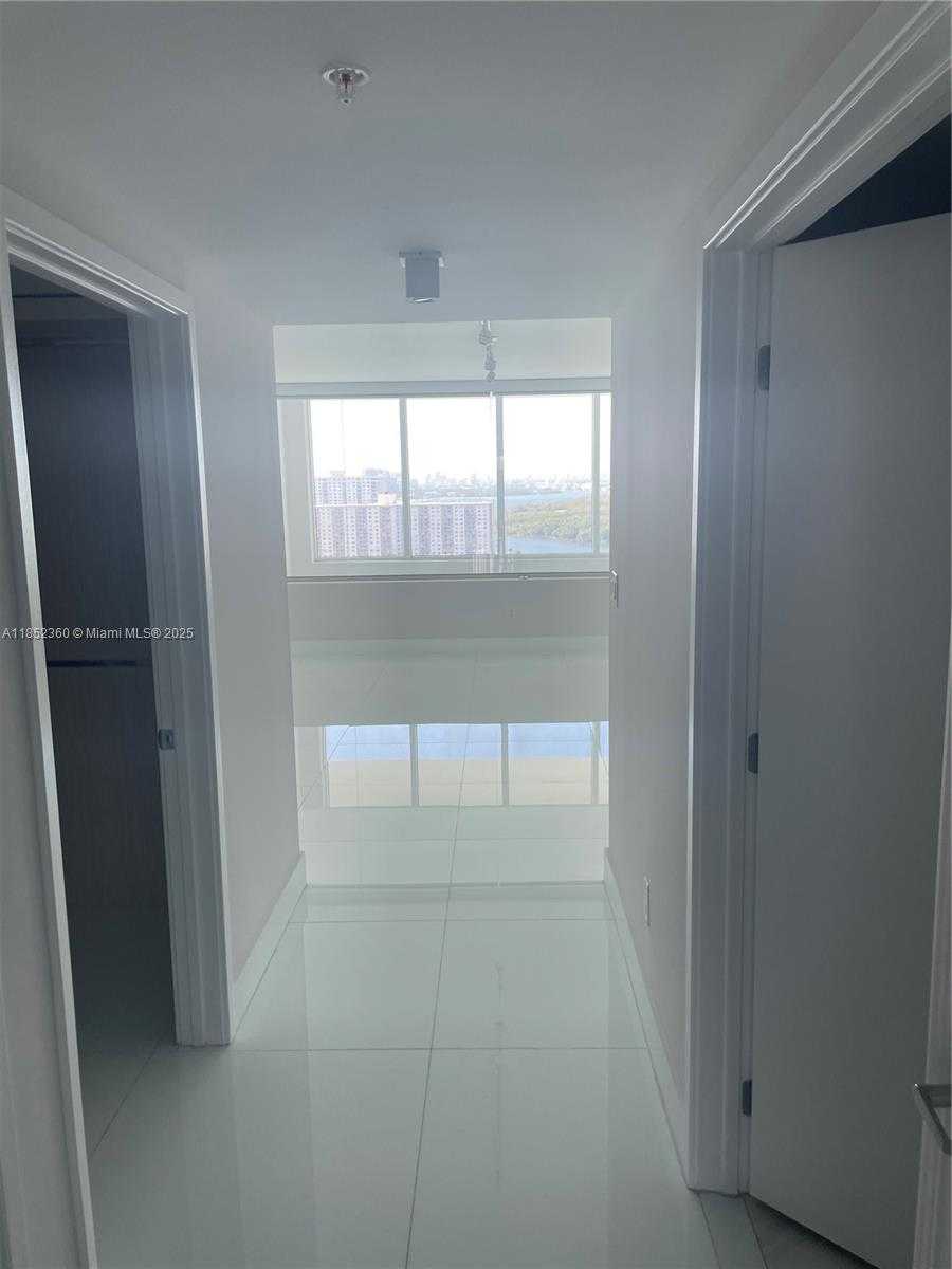 Small Image of 400 SUNNY ISLES BLVD #2004, Sunny Isles Beach Number 28