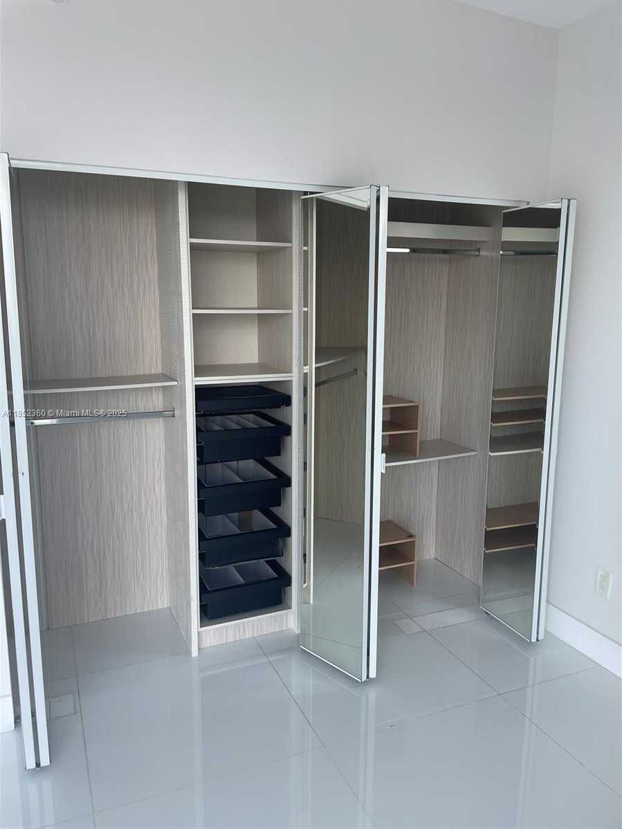 Small Image of 400 SUNNY ISLES BLVD #2004, Sunny Isles Beach Number 35