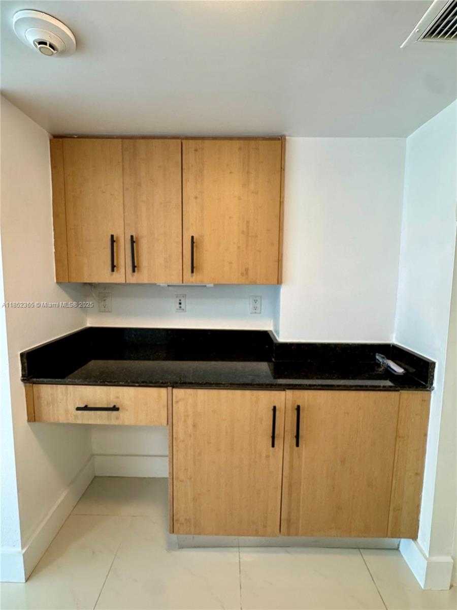 Small Image of 10275 COLLINS AVE #316, Bal Harbour Number 10