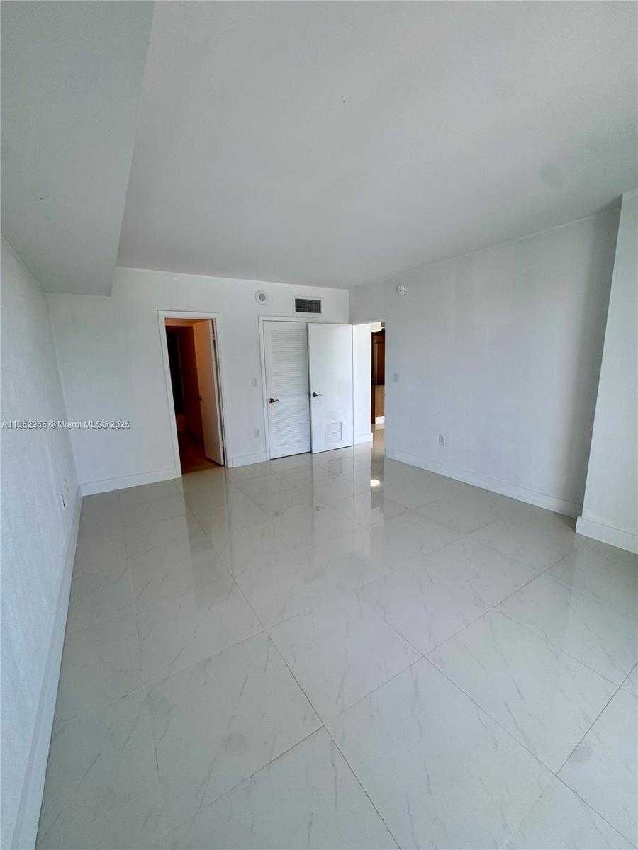 Small Image of 10275 COLLINS AVE #316, Bal Harbour Number 15