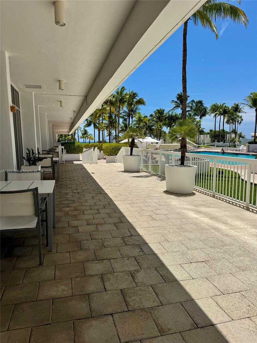 Small Image of 10275 COLLINS AVE #316, Bal Harbour Number 31