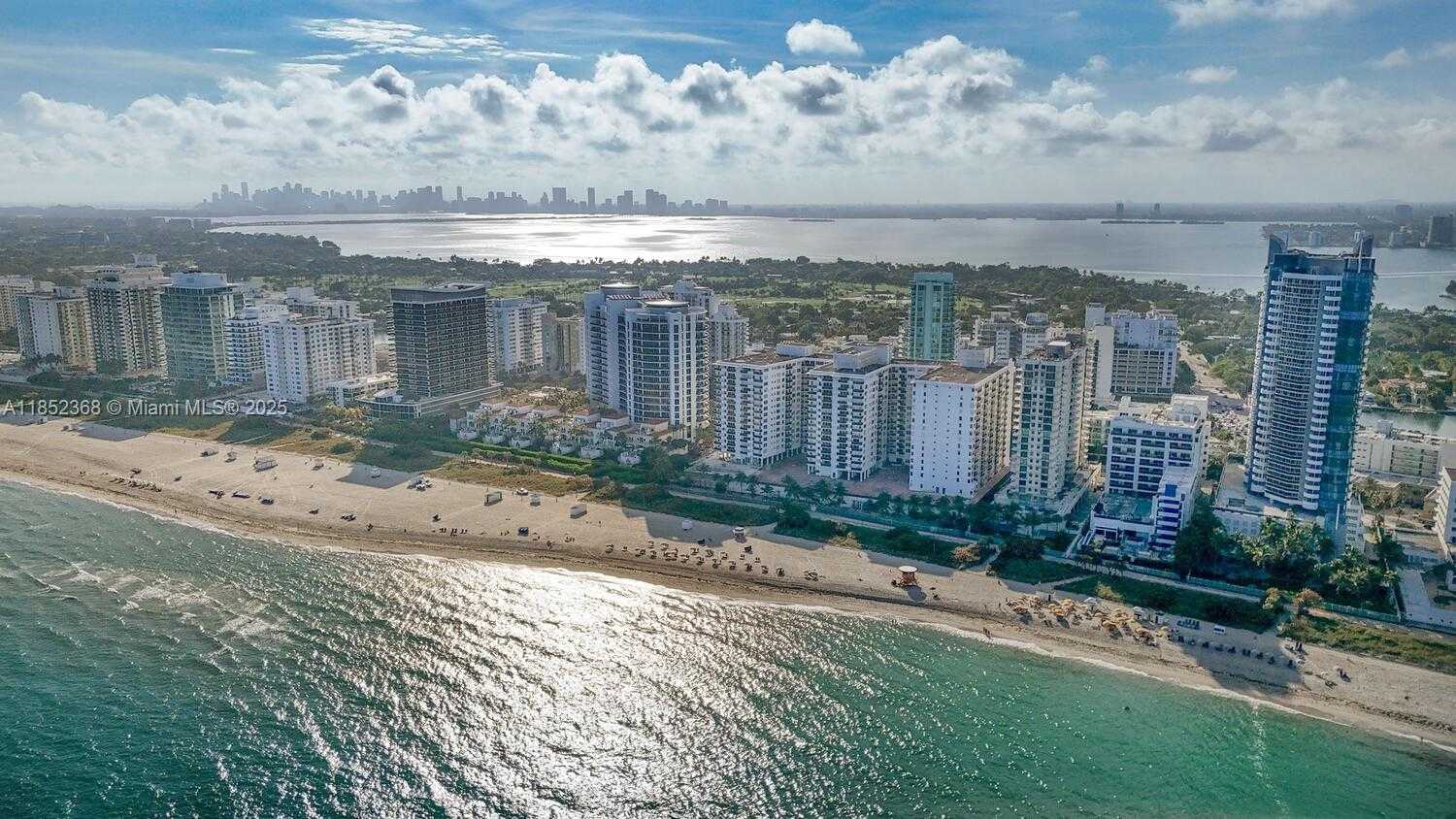 Small Image of 6039 COLLINS AVE #311, Miami Beach Number 33