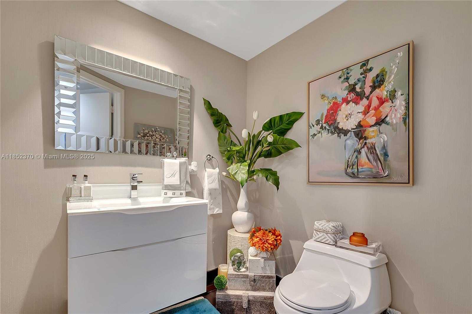 Small Image of 848 BRICKELL KEY DR #1906, Miami Number 24