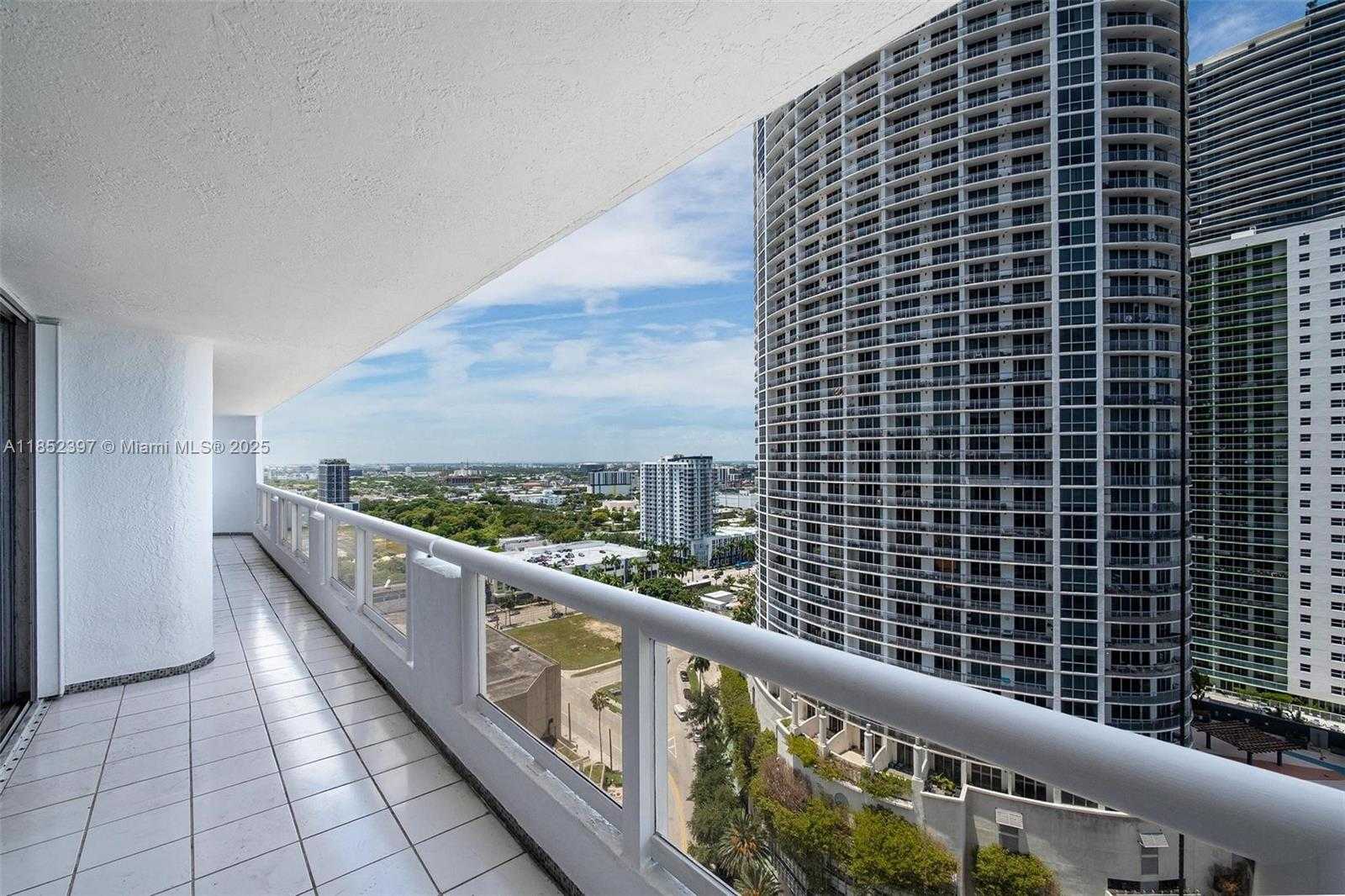 Small Image of 1717 NORTH BAYSHORE DR #A-2751, Miami Number 20