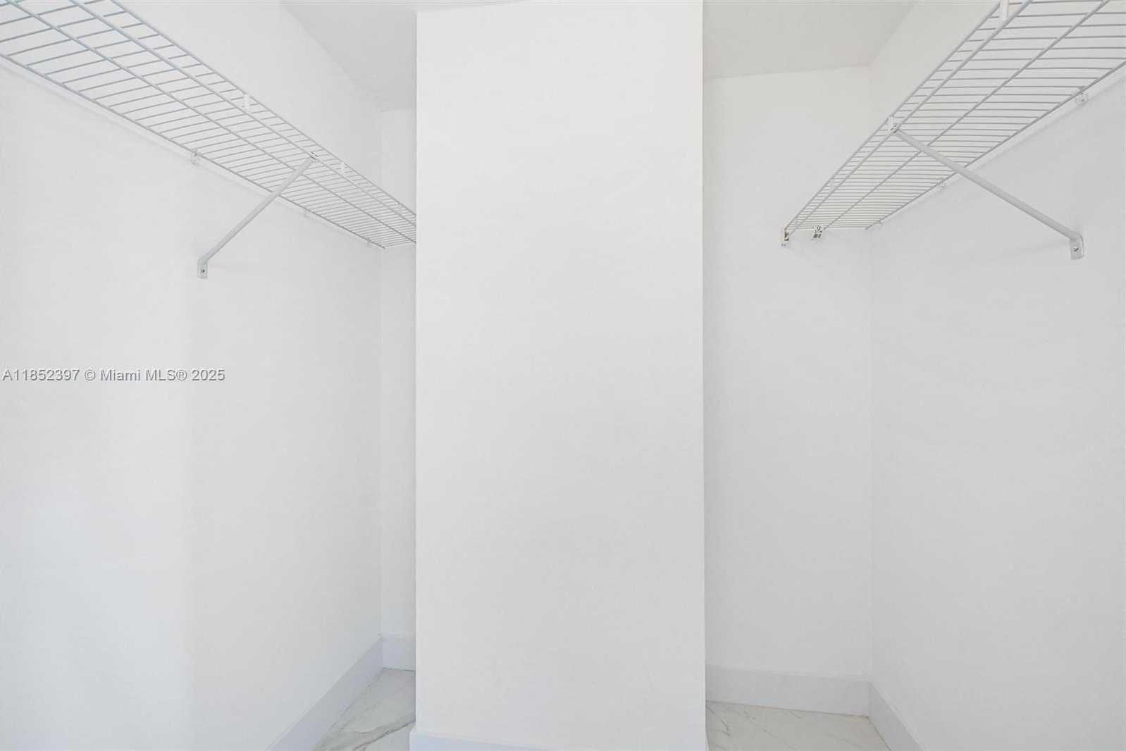 Small Image of 1717 NORTH BAYSHORE DR #A-2751, Miami Number 31