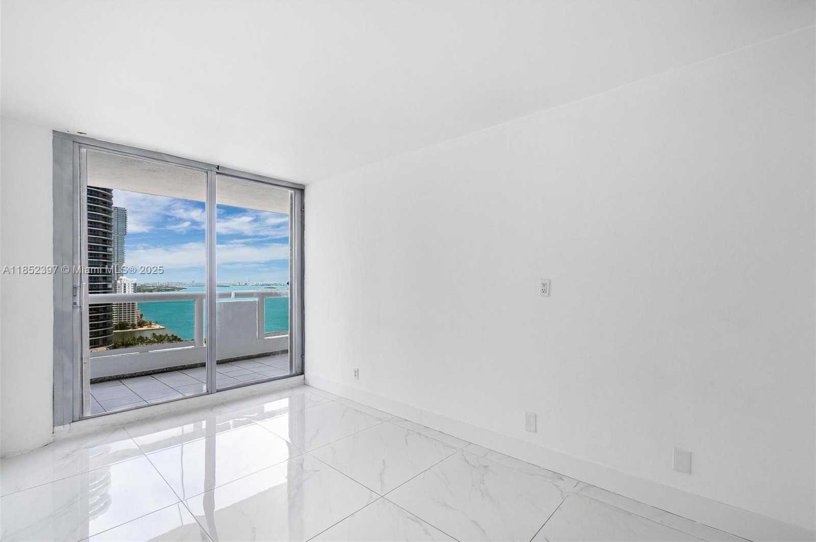 Small Image of 1717 NORTH BAYSHORE DR #A-2751, Miami Number 43