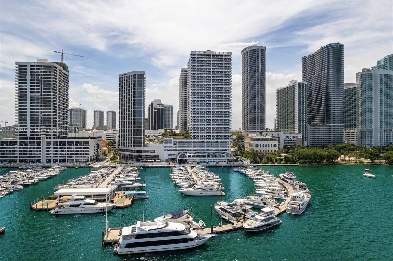 Small Image of 1717 NORTH BAYSHORE DR #A-2751, Miami Number 52