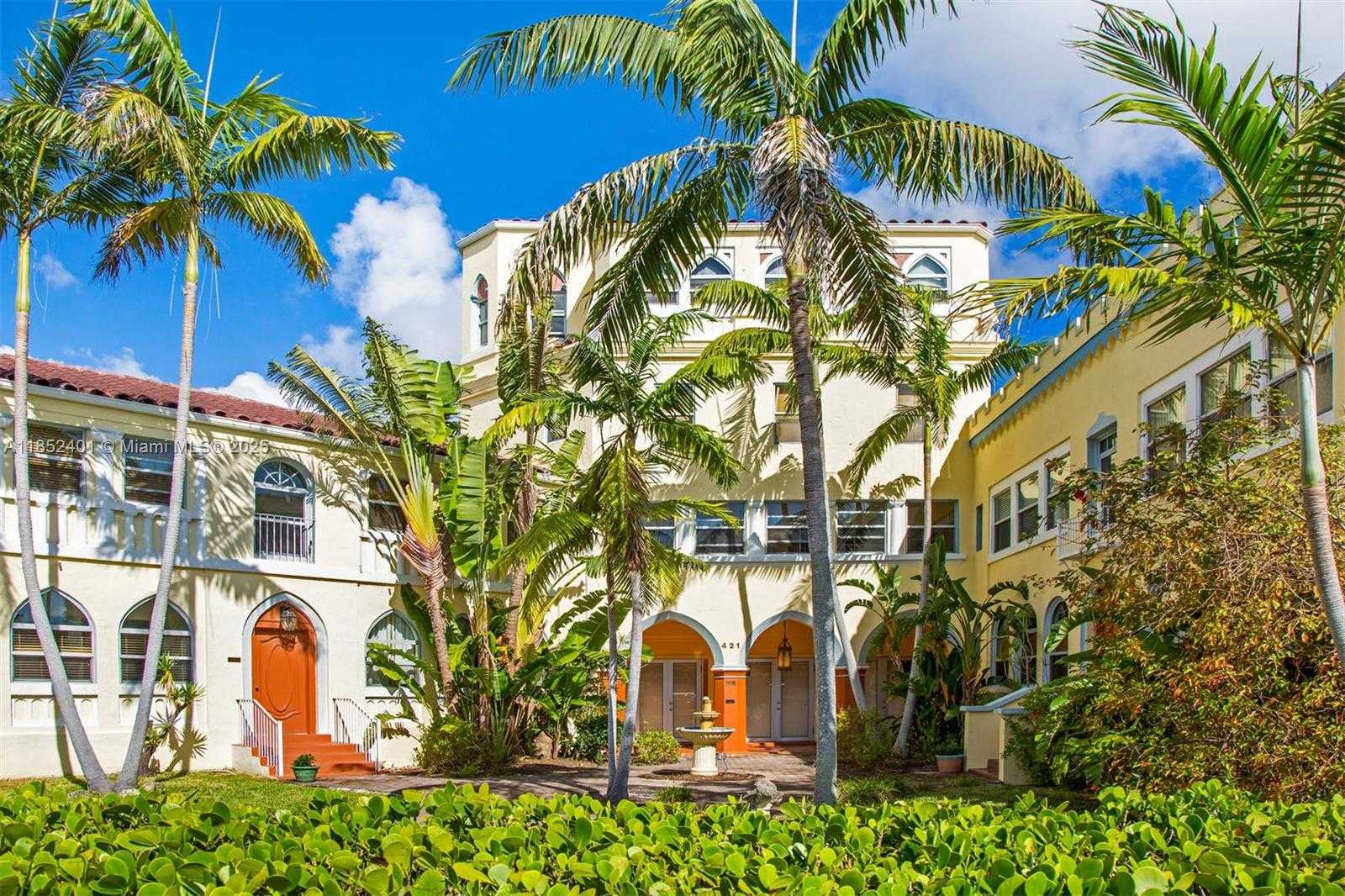 Small Image of 421 GRAND CONCOURSE #6, Miami Shores Number 4