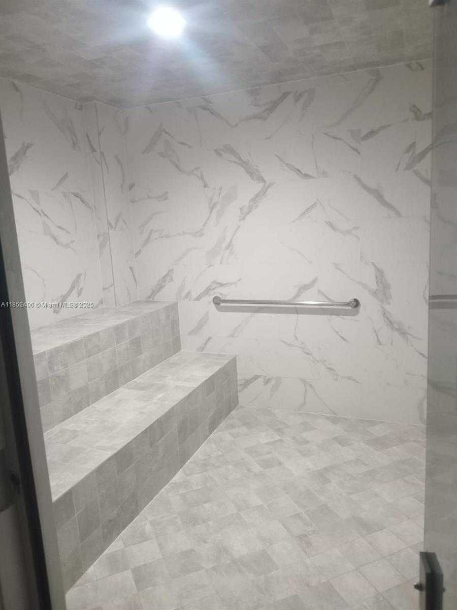 Imagen de Pequeño Objeto