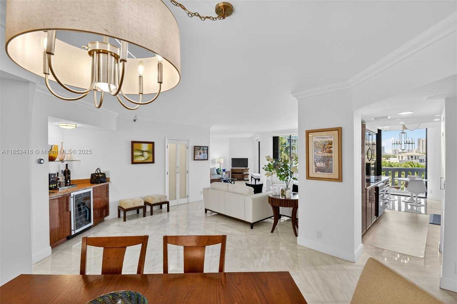 Small Image of 3000 ISLAND BLVD #505, Aventura Number 17