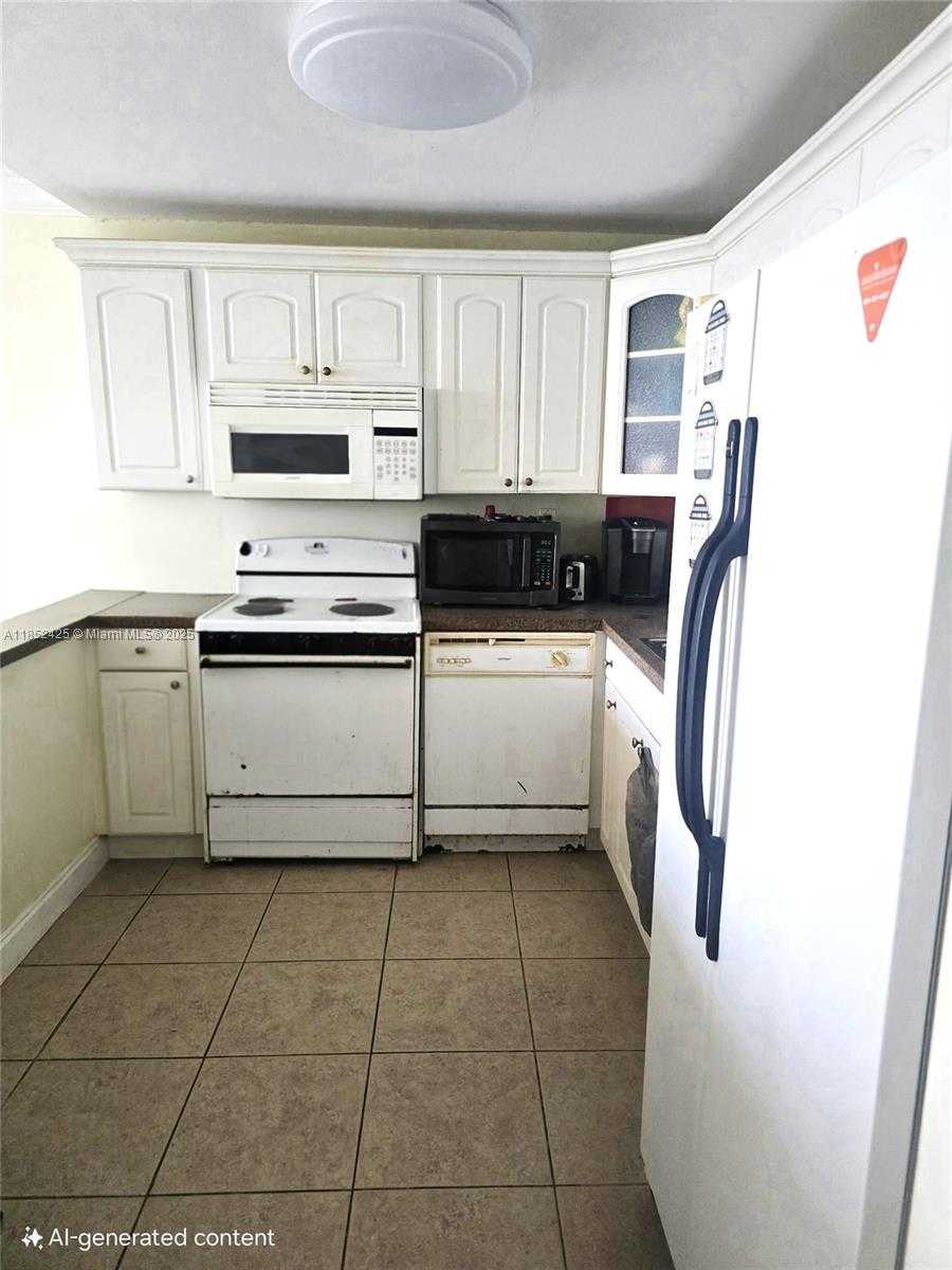 Small Image of 3821 ENVIRON BLVD #610, Lauderhill Number 3