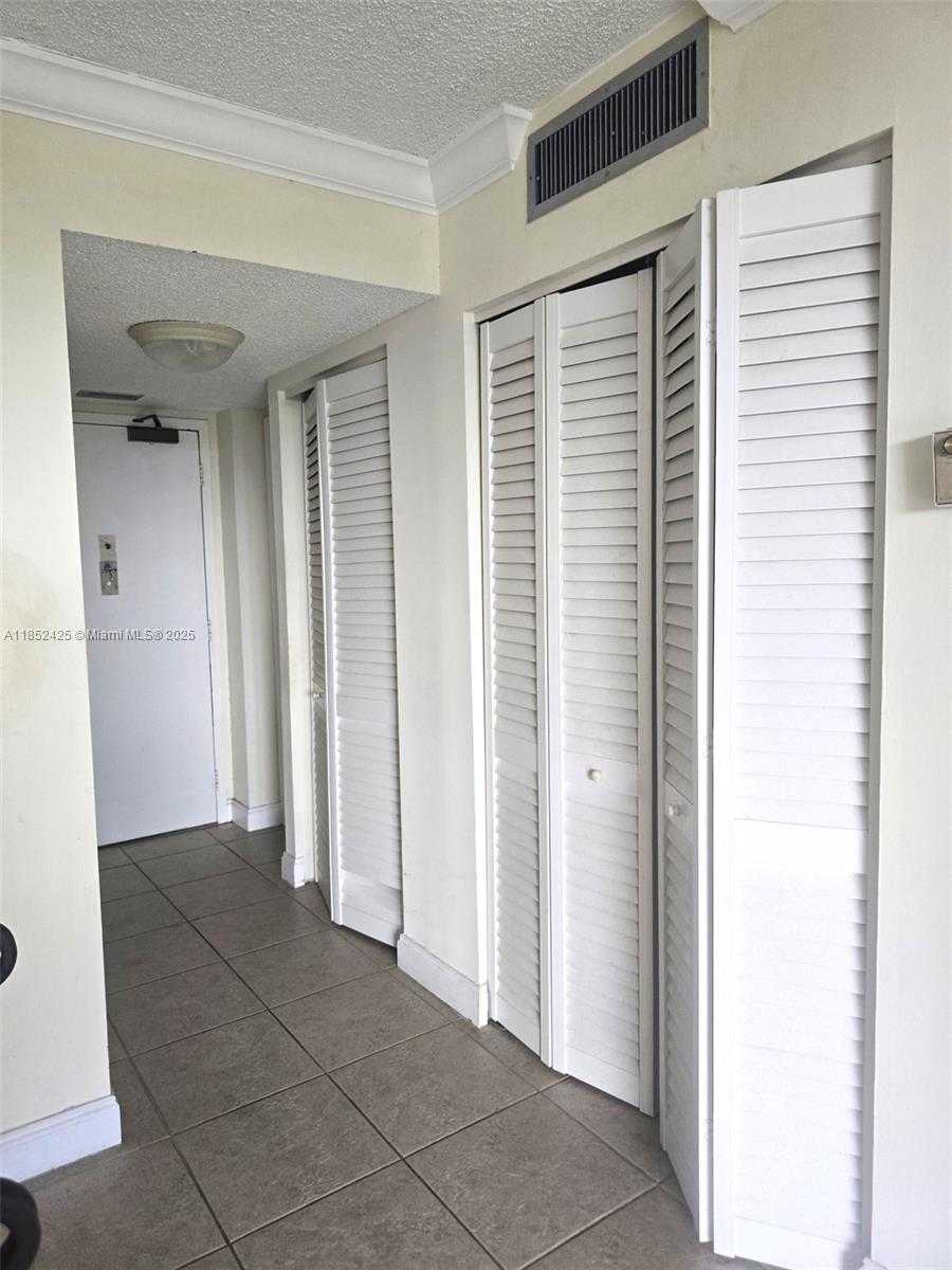 Small Image of 3821 ENVIRON BLVD #610, Lauderhill Number 9