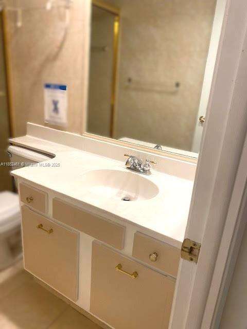 Small Image of 575 OAKS LN #701, Pompano Beach Number 2