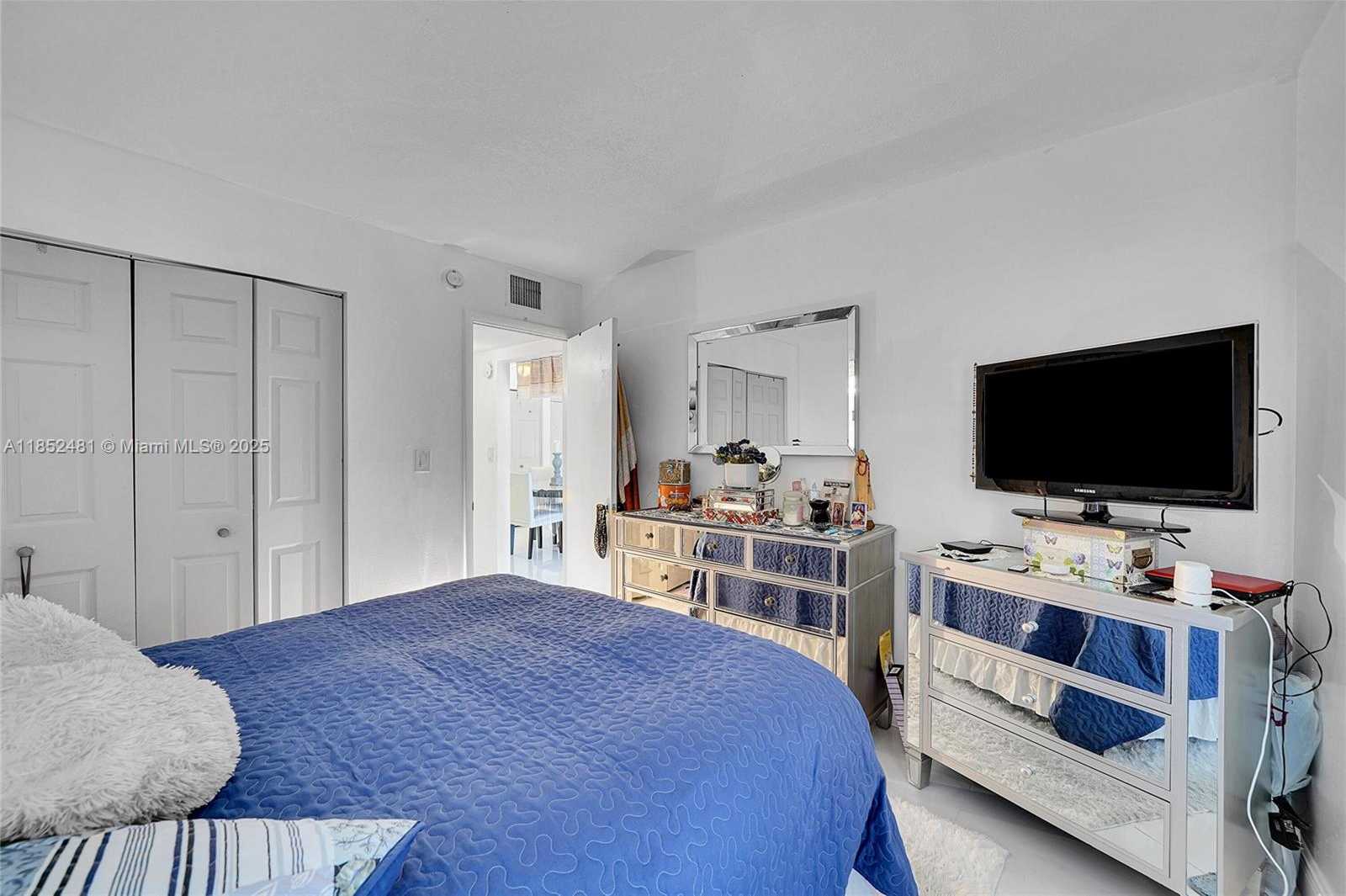 Small Image of 405 SOUTH PINE ISLAND RD #403D, Plantation Number 11