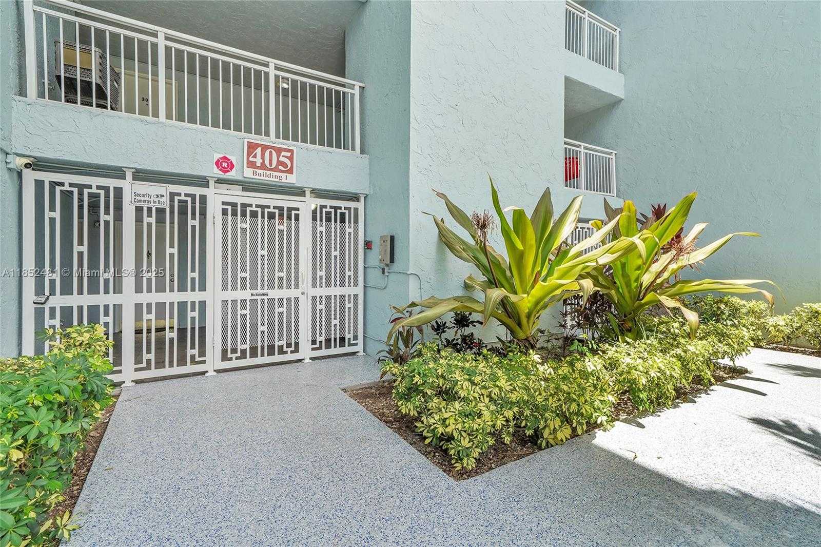Small Image of 405 SOUTH PINE ISLAND RD #403D, Plantation Number 3