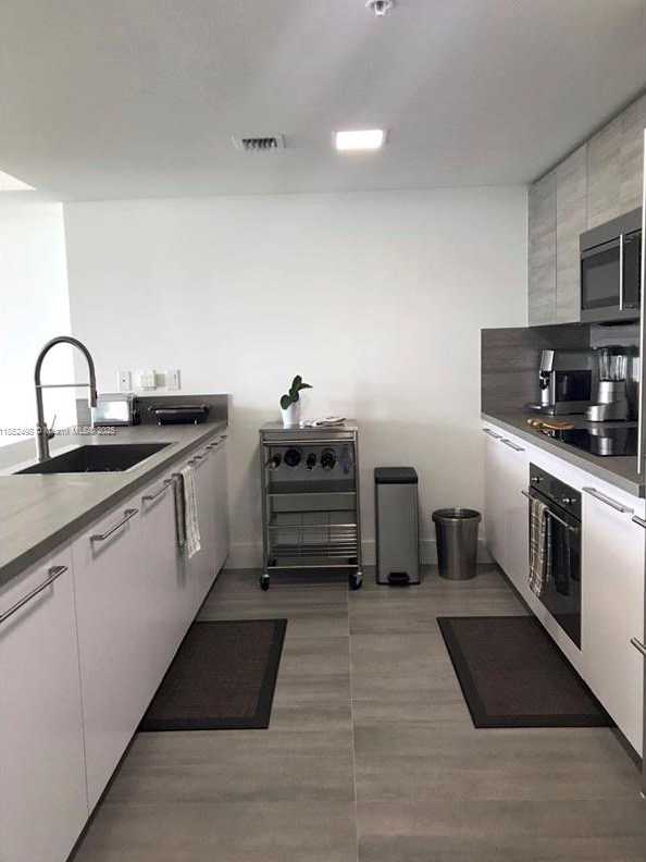 Small Image of 400 SUNNY ISLES BLVD #1616, Sunny Isles Beach Number 5