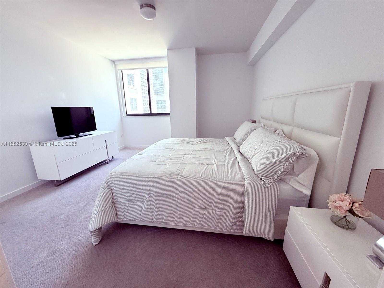 Small Image of 999 SOUTH WEST 1ST AVE #2611, Miami Number 11