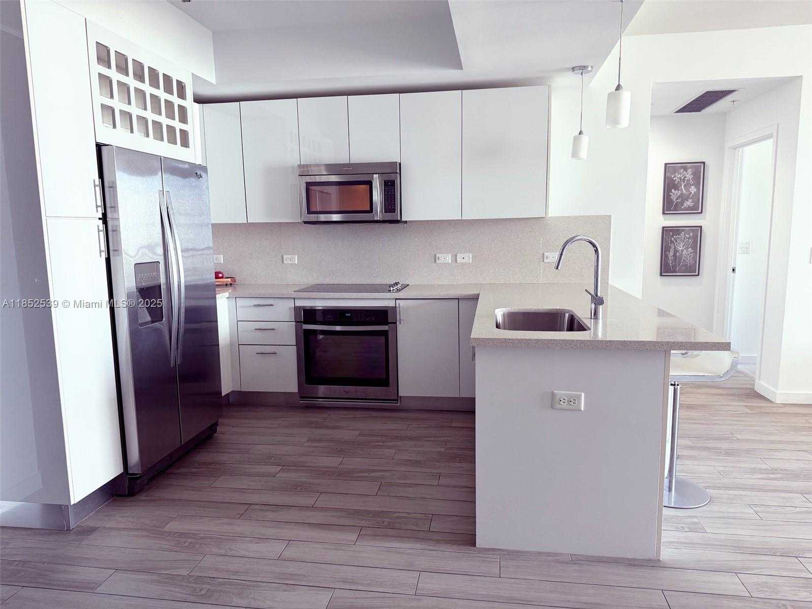 Small Image of 999 SOUTH WEST 1ST AVE #2611, Miami Number 5